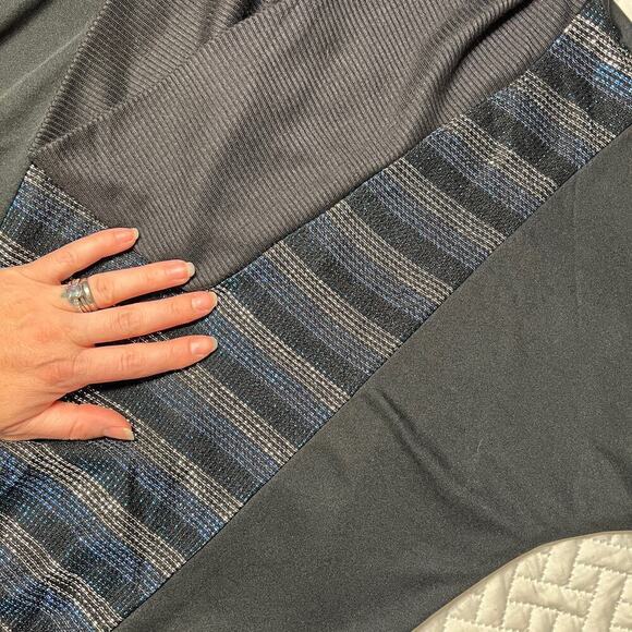 LA Reaction VINTAGE Cowl Neck 1/2 Sleeve Blouse sz S Metallic Stripe Top Black - Picture 6 of 10